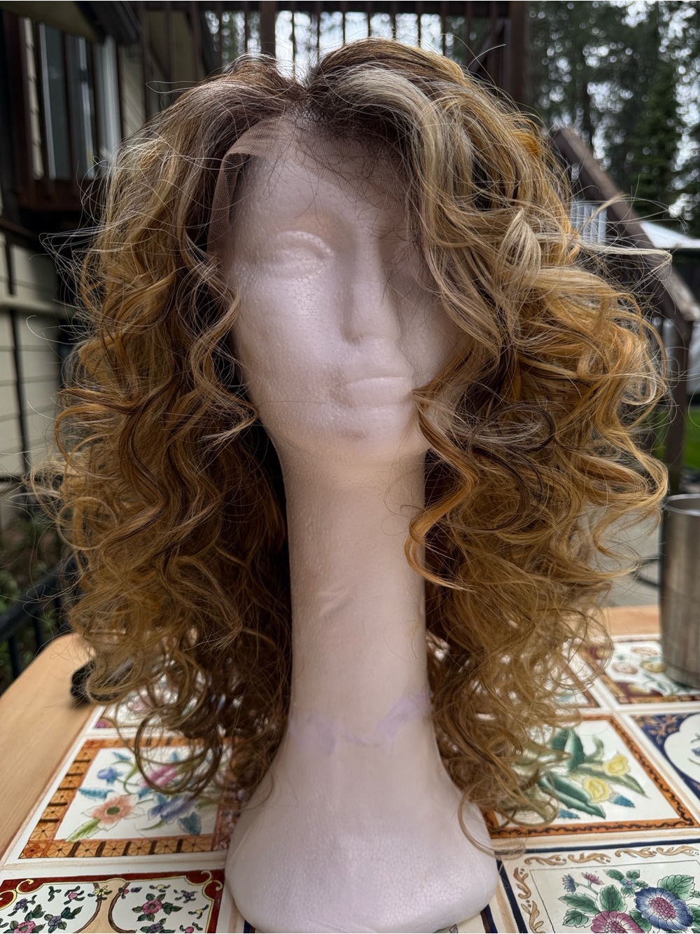 New Synthetic lace front Natural Curly Wig in Honey Blonde Brown - Women Hair